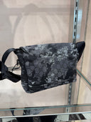 Sac bandoulière messenger monogrammé camouflage gris anthracite