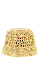 Bob à logo crocheté