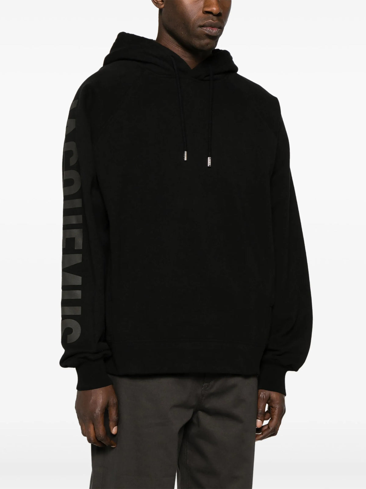 Le Hoodie Typo Jacquemus Noir — vue 3