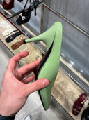 Escarpins slingback vernis vert pistache à bout pointu