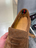 Mocassins en suède GG embossé marron cognac semelle gomme
