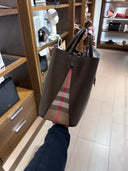 Sac cabas Bermondsey en cuir grainé brun foncé et toile Check