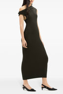 Robe longue en maille côtelée torsadée