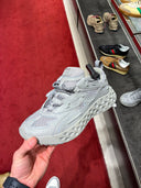 Sneakers runner techniques grises à semelle sculptée