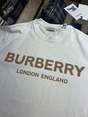 T-shirt premium blanc cassé à imprimé beige archive