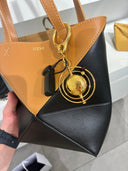 Mini cabas géométrique en cuir bicolore