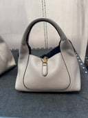 Mini sac Gucci Soft Horsebit en cuir grainé