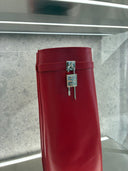 Bottes hautes à cadenas en cuir rouge