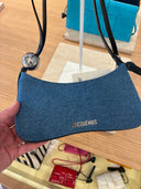 Sac baguette Le Bisou Perle en denim bleu