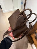 Mini sac cabas Bermondsey en cuir grainé taupe et toile Check