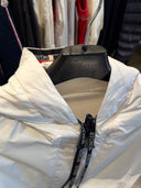 Coupe-vent technique à capuche blanc optique