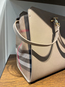 Sac cabas réversible à carreaux et cuir beige