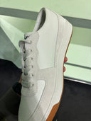 Sneakers en cuir et daim gris perle