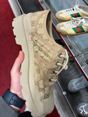 Chaussures derby chunky monogrammées beige