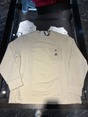 Sweat premium écru à poche poitrine boutonnée