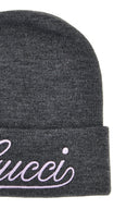 Bonnet brodé avec logo