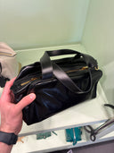 Sac bowling en cuir noir brillant