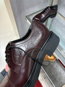 Souliers Derby en cuir à motif GG embossé et semelle commando