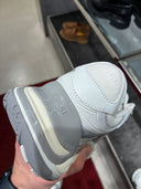 Sneakers runner oversize Web Stripe gris perle et blanc