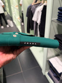 Polo en piqué de coton vert émeraude à finitions contrastées