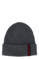 Bonnet à détails Web