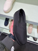 Chaussures basses slip-on en toile noires