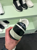 Sneakers en cuir bicolore noir et blanc