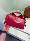 Sac bowling en cuir rouge framboise