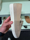 Chaussures basses slip-on en toile beige
