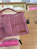 Sac épaule Le Grand Bambino en cuir d’anguille rose mauve