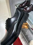Derbies en cuir noir semelle sculptée
