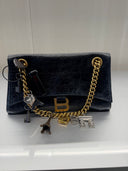 Sac Crush Chain Small à breloques en cuir noir vieilli