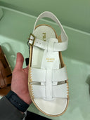 Sandales en cuir tressé blanches à bride arrière