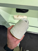 Sneakers en cuir et daim gris perle