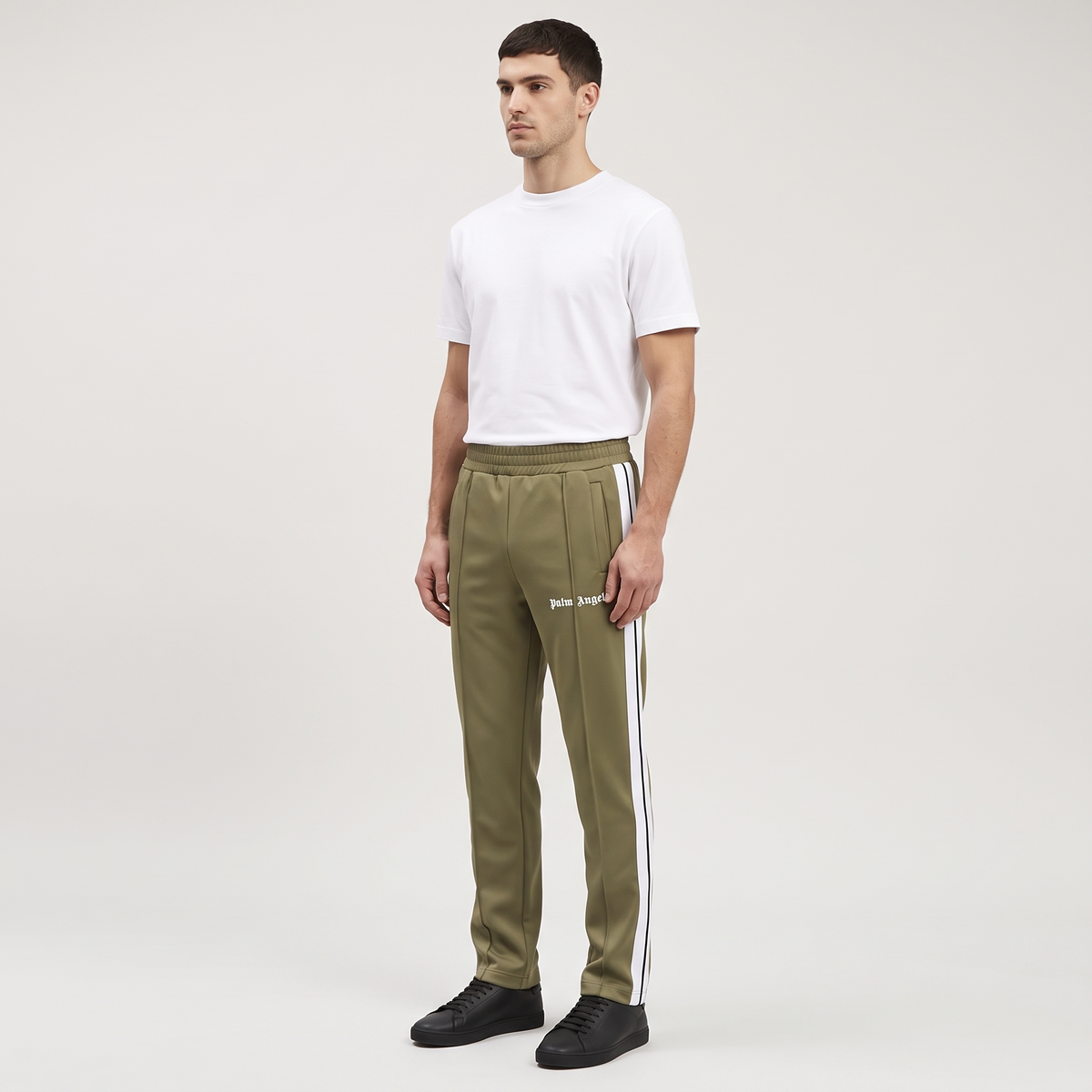 Palm Angels Classic Track Pant Khaki – porté – trois-quarts