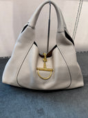 Grand sac Gucci Soft Horsebit en cuir grainé