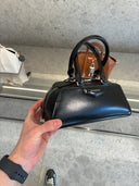 Mini sac bowling en cuir lisse noir