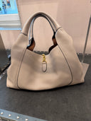 Grand sac Gucci Soft Horsebit en cuir grainé