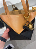 Mini cabas géométrique en cuir bicolore