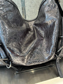 Sac hobo métallisé en cuir froissé à bandoulière ajustable