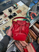 Sac à dos en cuir rouge