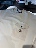 Sweat premium écru à poche poitrine boutonnée