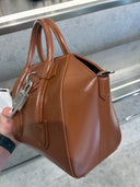 Petit sac à main structuré en cuir marron