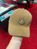 Casquette en maille technique avec écusson signature