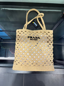 Sac cabas en raphia tressé naturel