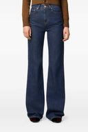 Jean à jambes évasées