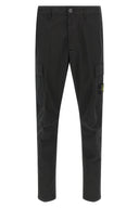 Logo sur pantalon cargo