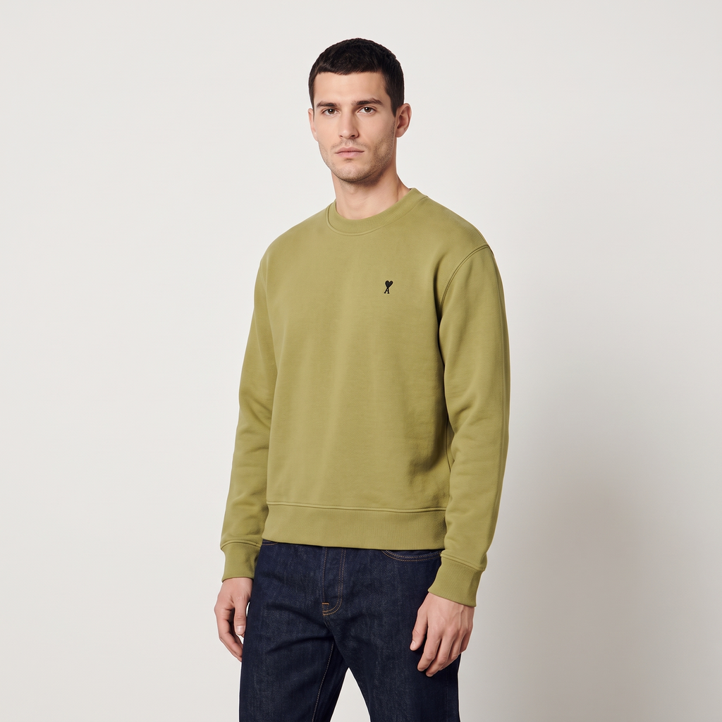 Sweatshirt Vert Ami De Coeur Noir en Coton – porté – trois-quarts