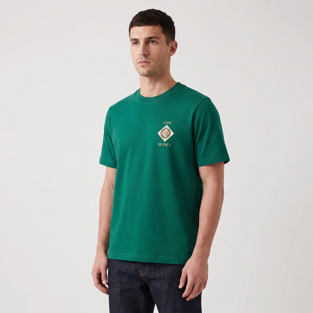 T-shirt Casablanca Plafond Orne de Musique Evergreen – porté – trois-quarts