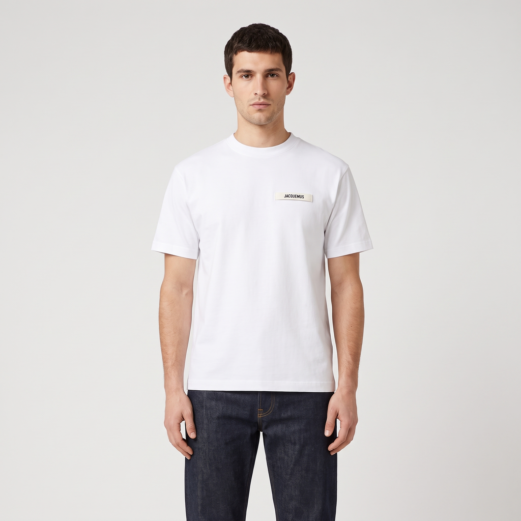 Le t-shirt Gros Grain Jacquemus Blanc – porté – face